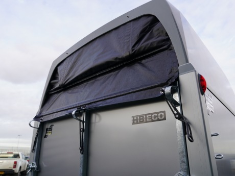  Store à enrouleur arrière avec moustiquaire