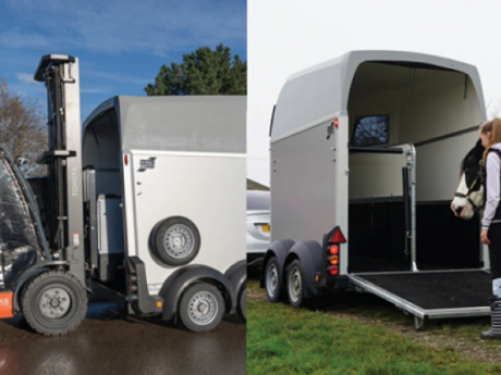 Rampe et porte combinées - De série sur le modèle HBEco, cette combinaison rampe/porte offre une double fonctionnalité : elle s'ouvre vers l'arrière pour un chargement classique et stable des chevaux, ou pivote sur le côté pour faciliter le nettoyage ou l